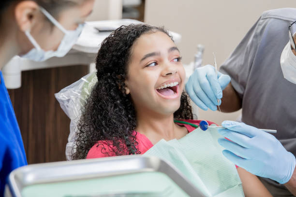 Best Tooth Infection Emergency Dentist  in Magalia, CA